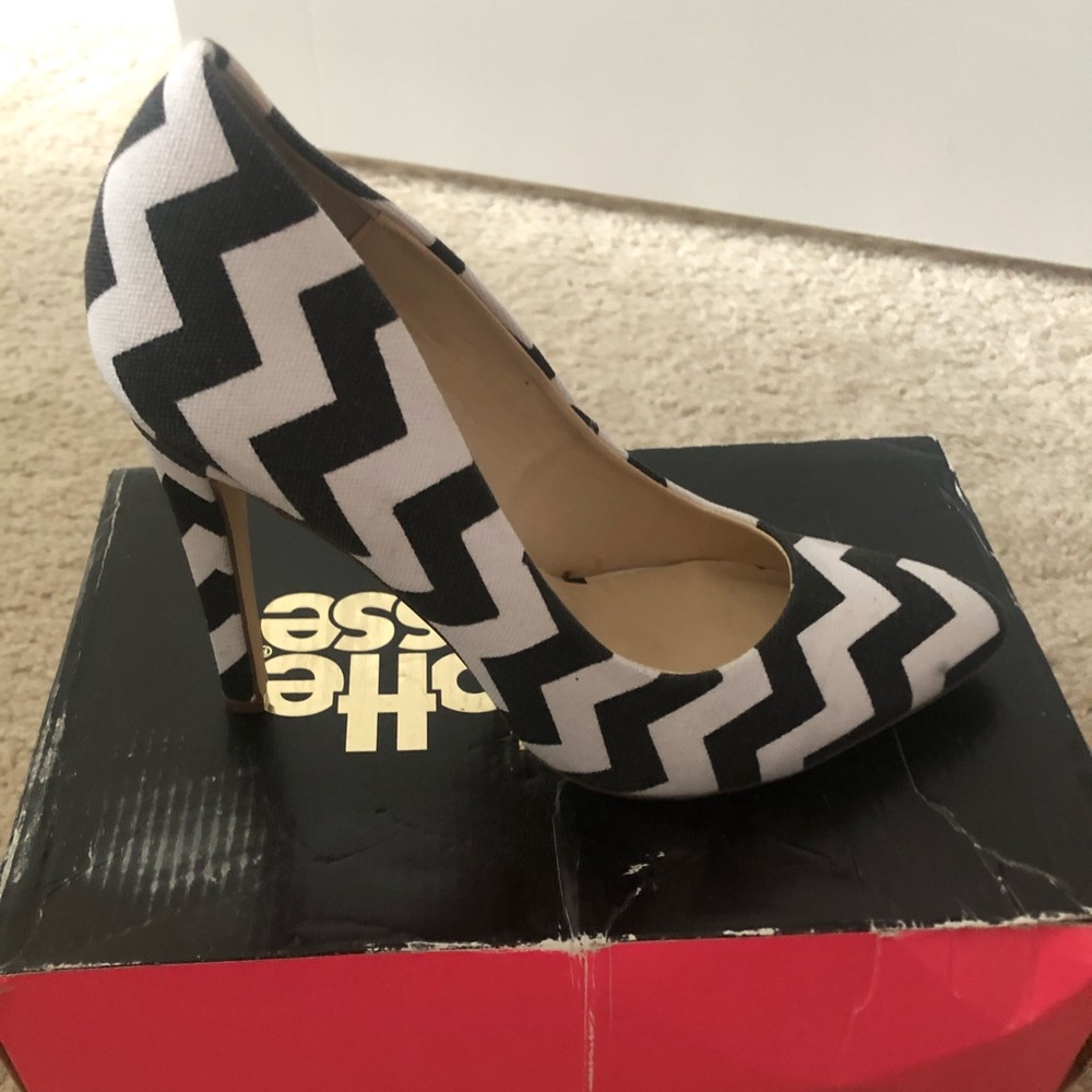 Charlotte Russe black and white chevron heels